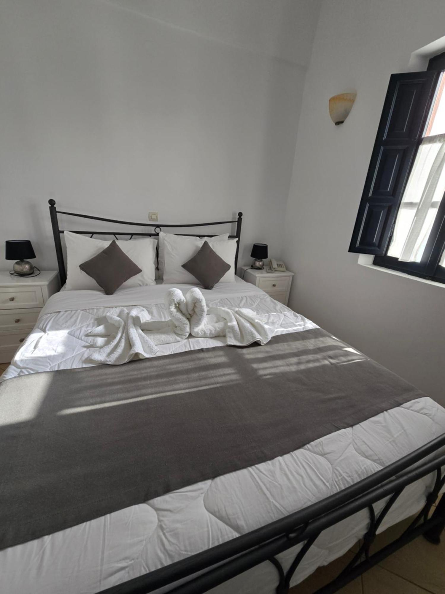 Anthonas Apartments Imerovigli  Ngoại thất bức ảnh