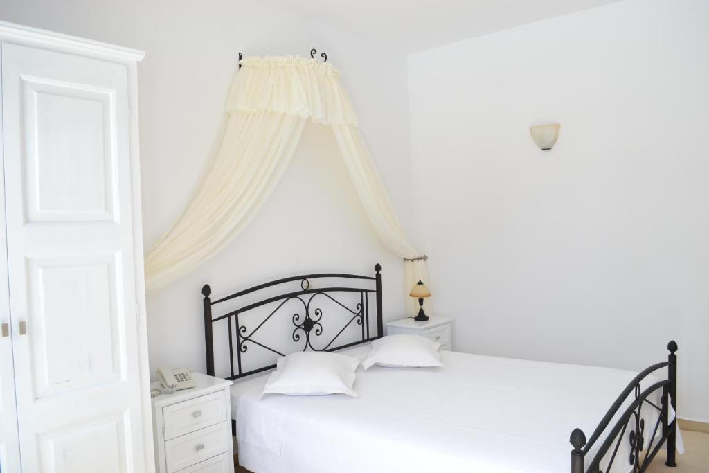 Anthonas Apartments Imerovigli  Phòng bức ảnh